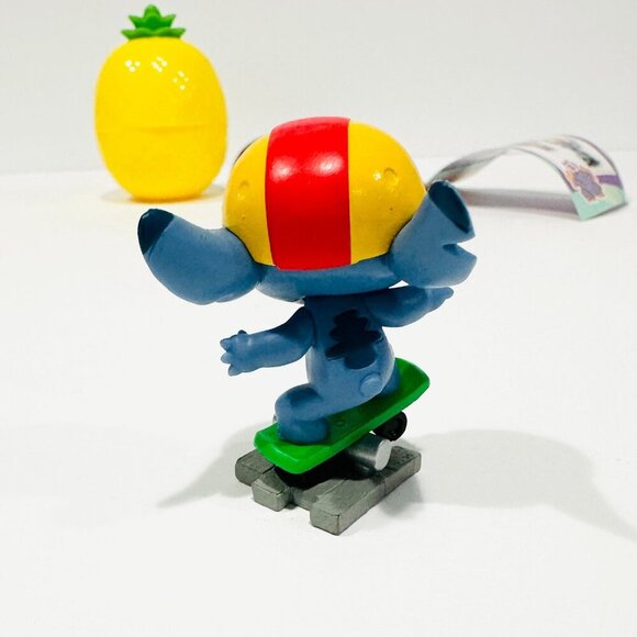 Disney Stitch "That's So Stitch" Blind Box Skateboarding Stitch Figure - Picture 3 of 3